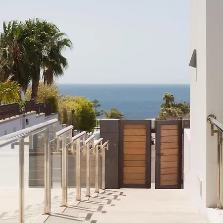 Private Village Capri Вилла Пуэрто-Калеро